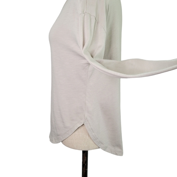 Lou & Grey Softserve Slub Relaxed Fit Henley Top Women's Size XS Warm Gray Color - Picture 3 of 9